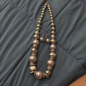 Elegant Silver Necklace and earrings